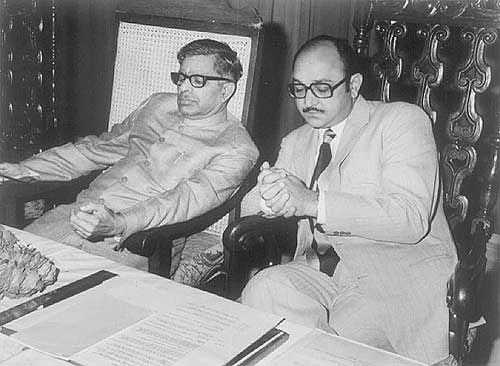 C. Subramanium with Dr. Gaur Hari Singhania at the 40th Annual General Meeting, 1972