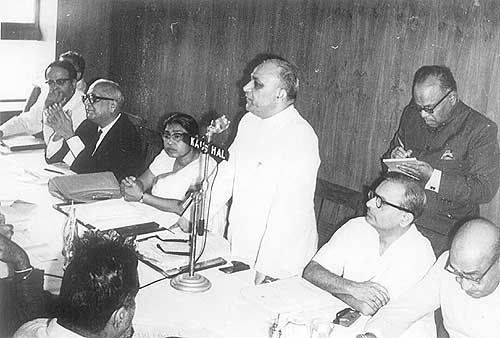 Chief Minister Sucheta Kripalani at the Chamber's Annual General Meeting, 1965