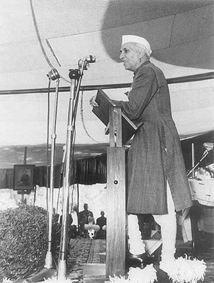 Prime Minister Jawaharlal Nehru addressing the Chamber's Silver Jubilee, 1957